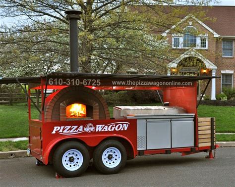 Pizza truck near me - Pizzakarma now available in wheels. We carter events with our food truck.